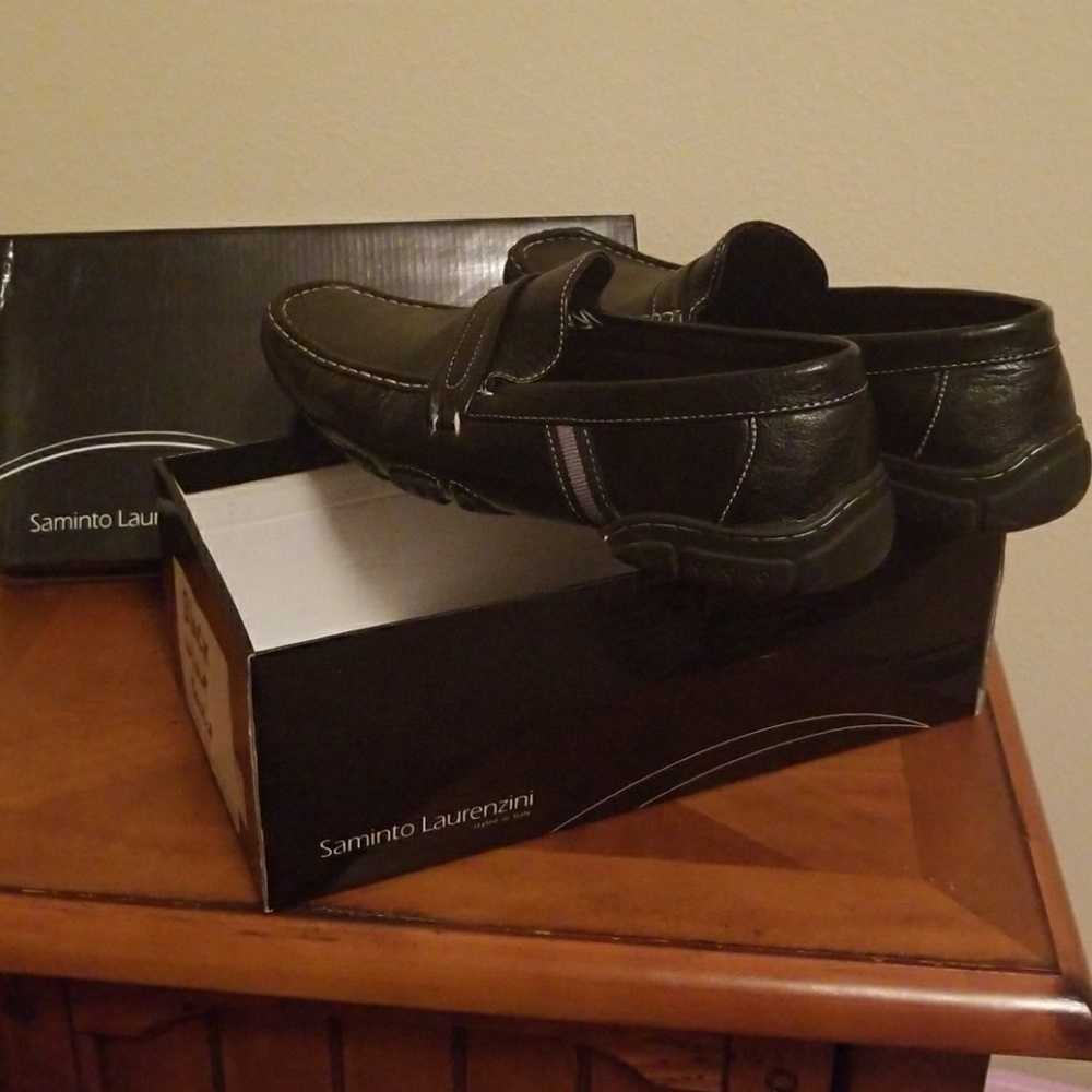 Shoe